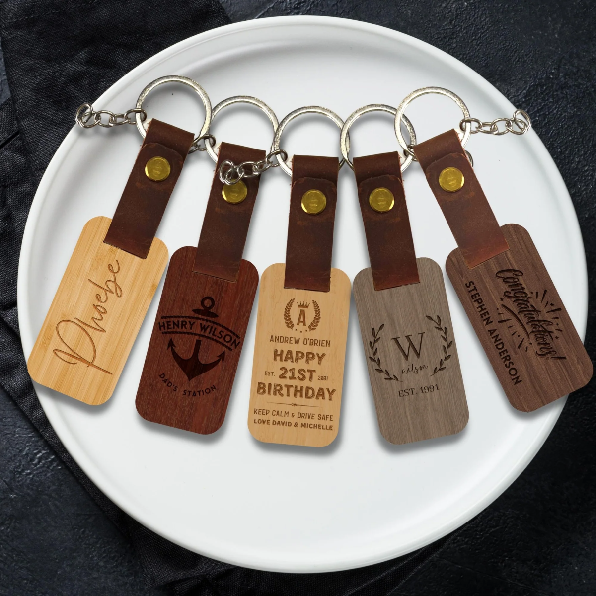 custom-keychains-tags